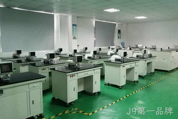 信阳专业自动机械手打孔机供应商
